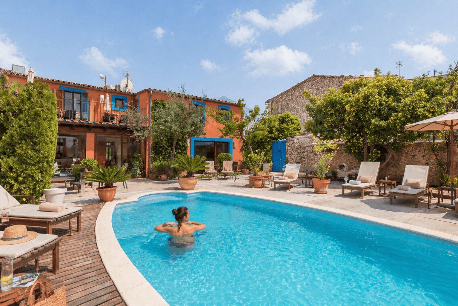 Inner courtyard of the Hotel Moscari country house